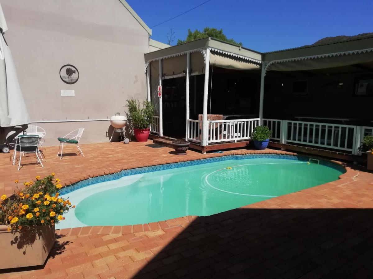 De Rust Housemartin Lodge & Self Catering מראה חיצוני תמונה