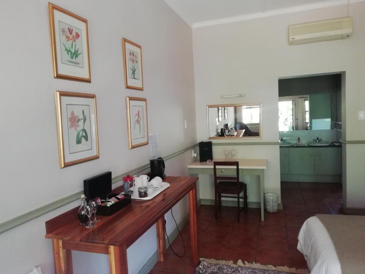 De Rust Housemartin Lodge & Self Catering מראה חיצוני תמונה