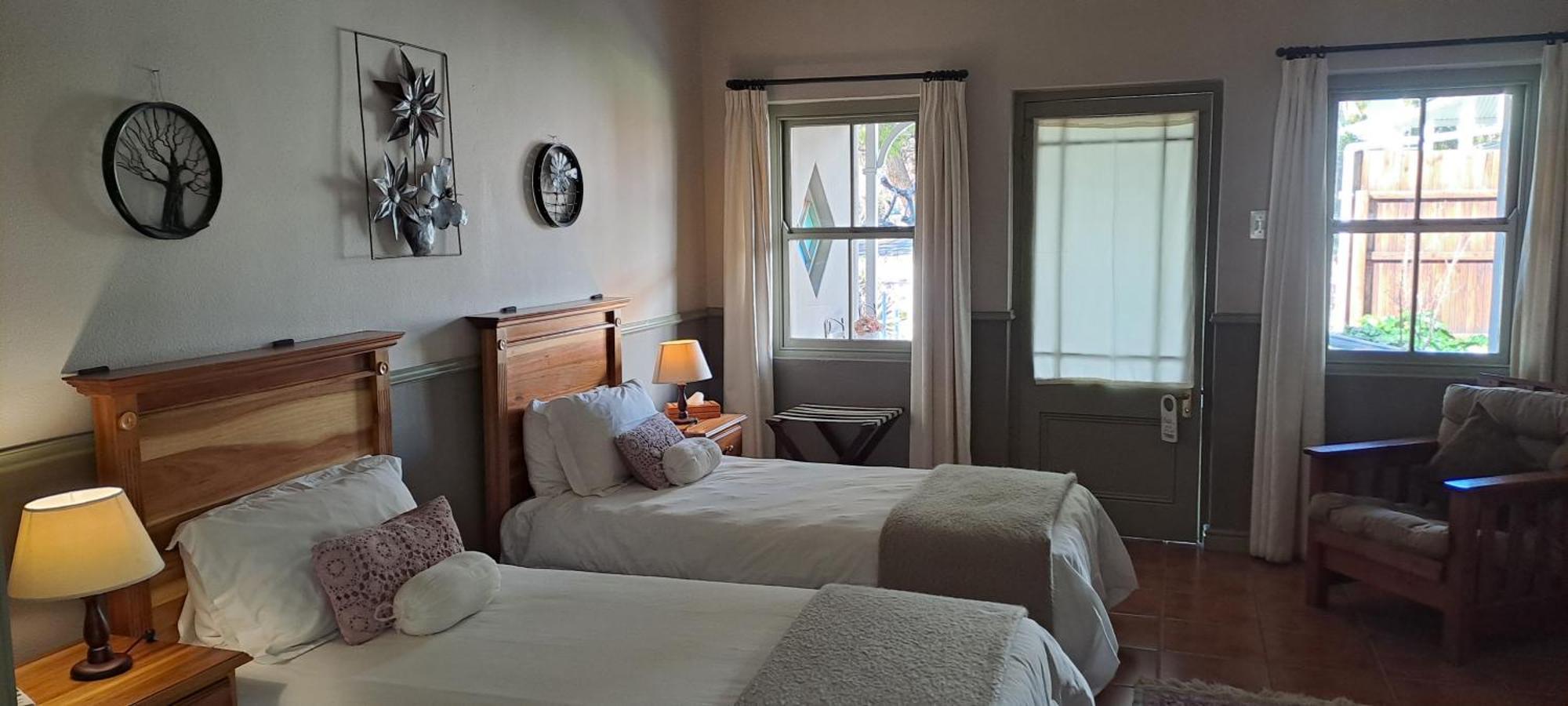 De Rust Housemartin Lodge & Self Catering מראה חיצוני תמונה