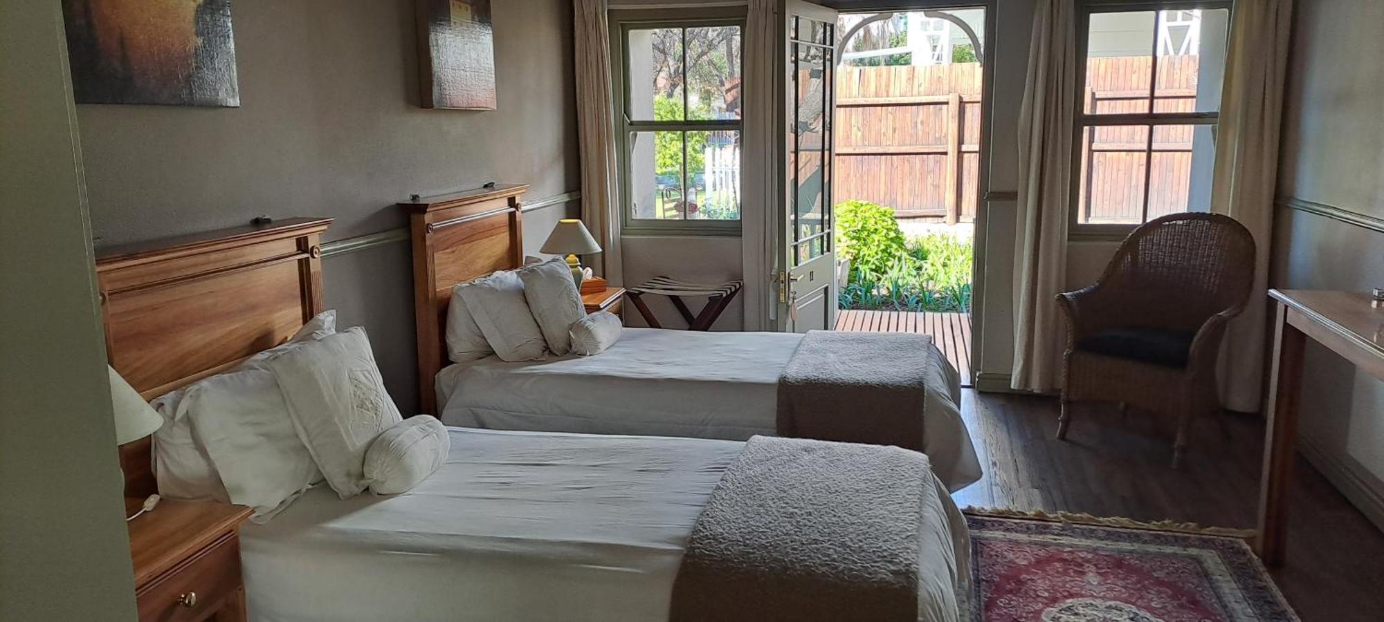 De Rust Housemartin Lodge & Self Catering מראה חיצוני תמונה