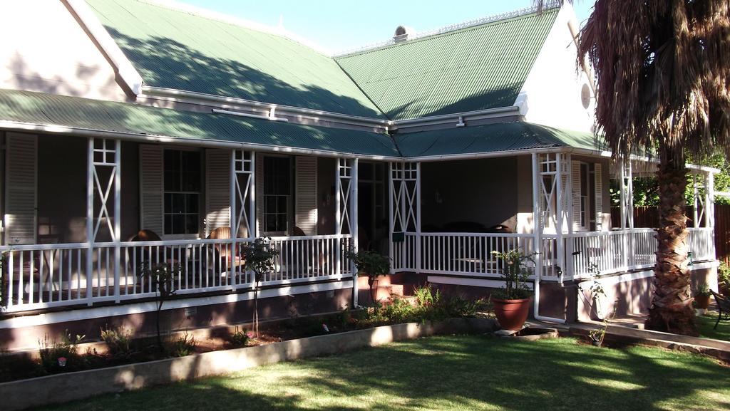 De Rust Housemartin Lodge & Self Catering מראה חיצוני תמונה