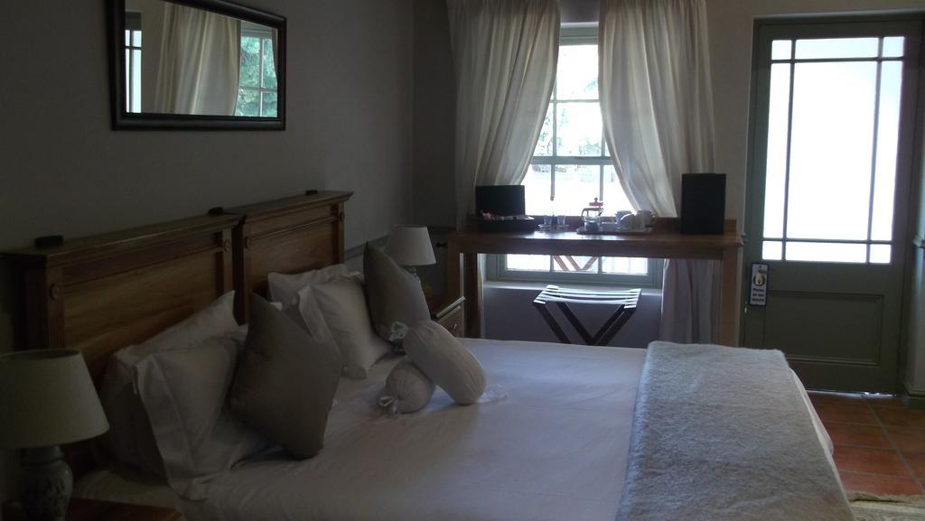 De Rust Housemartin Lodge & Self Catering מראה חיצוני תמונה