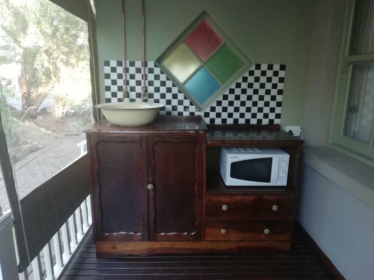 De Rust Housemartin Lodge & Self Catering מראה חיצוני תמונה
