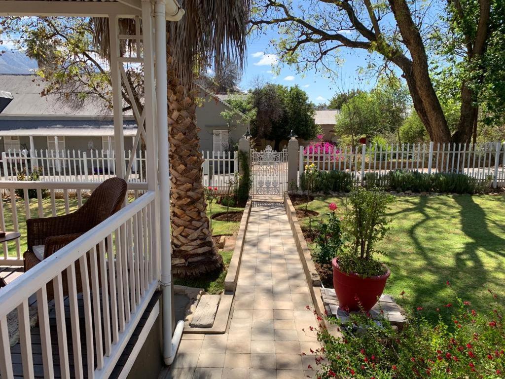 De Rust Housemartin Lodge & Self Catering מראה חיצוני תמונה